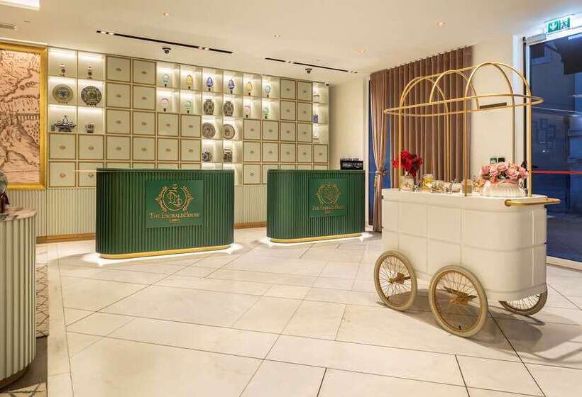 هتل The Emerald House Lisbon, Curio Collection By Hilton