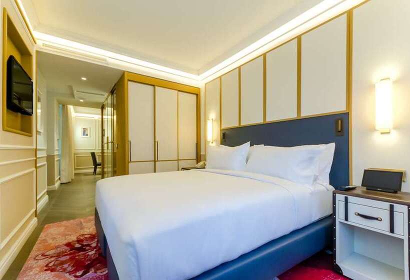 هتل The Emerald House Lisbon, Curio Collection By Hilton