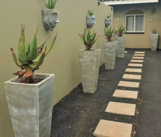 Majatalo Rudys Guesthouse