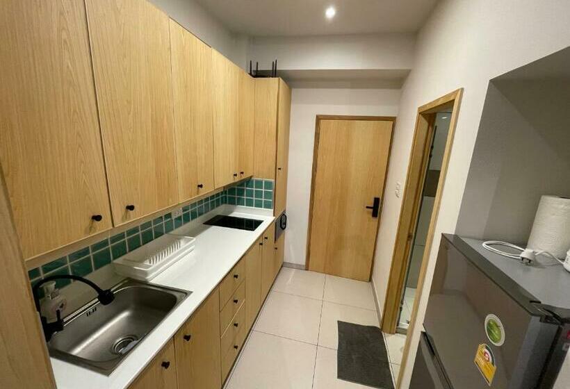 Rayong Condochain By Rick