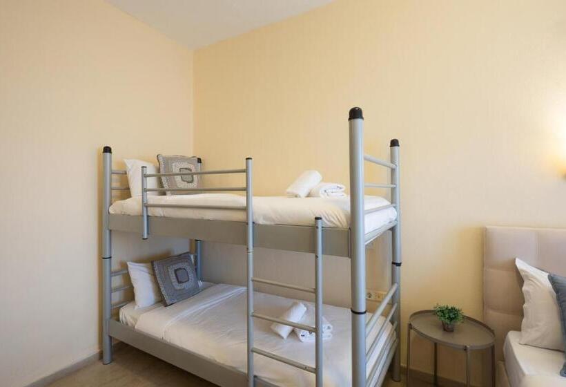 ホテル Aurora Beach