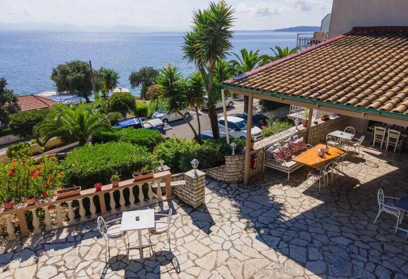 ホテル Aurora Beach