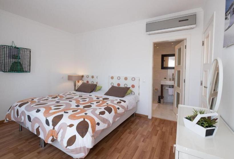 فندق Beach Park Apartments