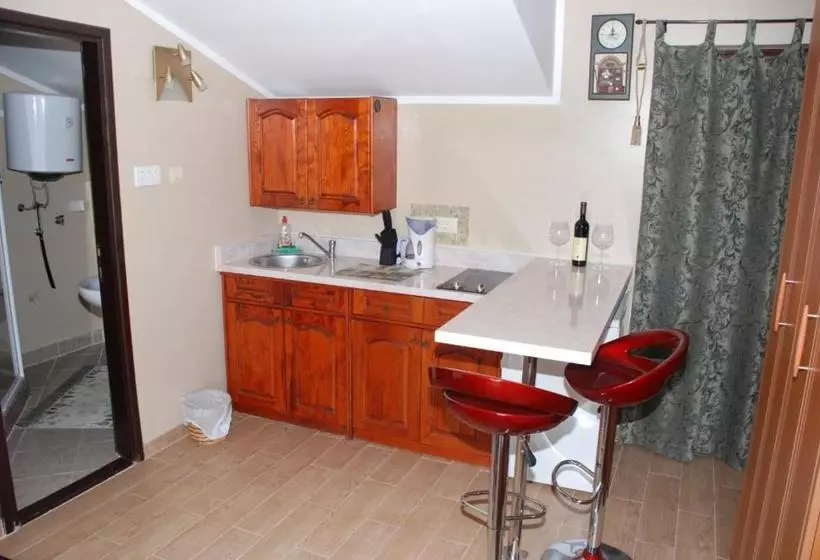 هتل Boka Bay Apartments