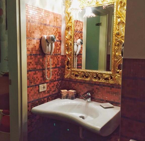 ホテル Ca  Zane Martin