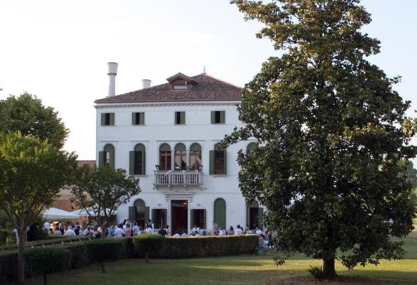 ホテル Ca  Zane Martin