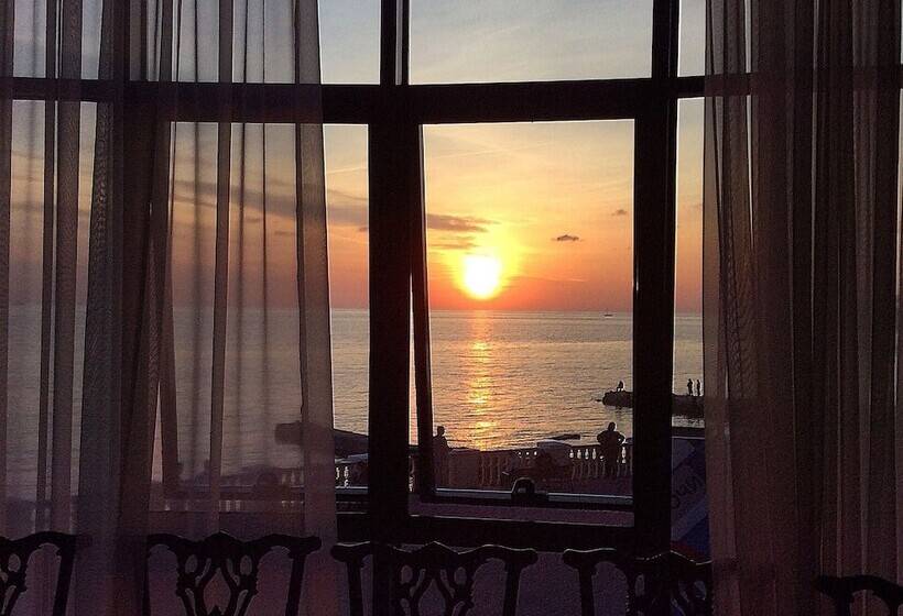 ホテル Dolphin Resort & Conference Center