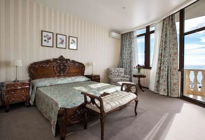 Отель Dolphin Resort & Conference Center