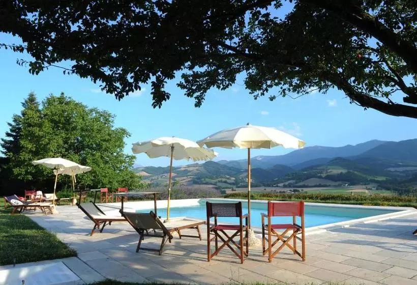 هتل Agriturismo La Rosa Tea