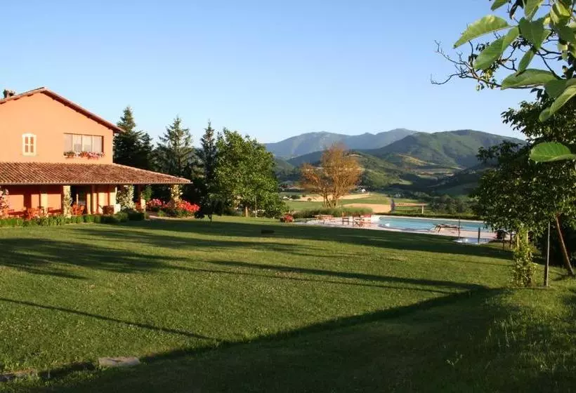 هتل Agriturismo La Rosa Tea