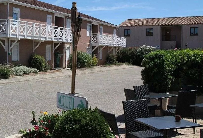 ホテル Nîmes Caissargues