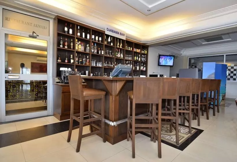 Hotel Nobila Airport