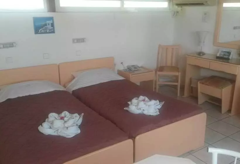 田舎風ホテル Elite Apartments