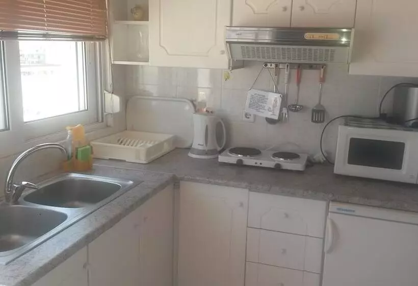 田舎風ホテル Elite Apartments