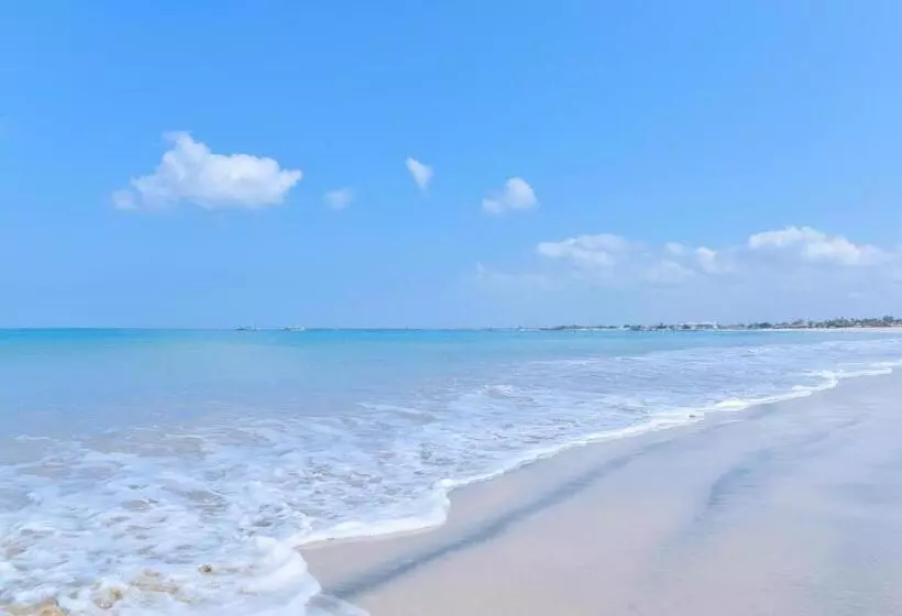 Hotel The Open House Jimbaran Bali