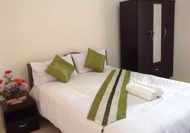 Отель Varada Place