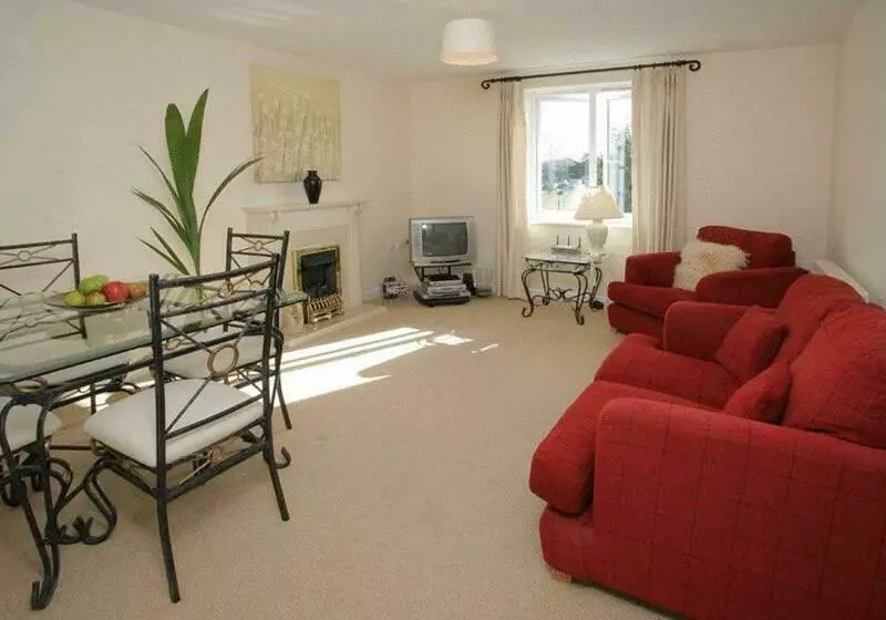 호텔 Your Stay Bristol Orchard Gate