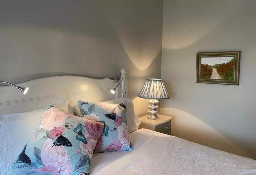 River Meadows B&b