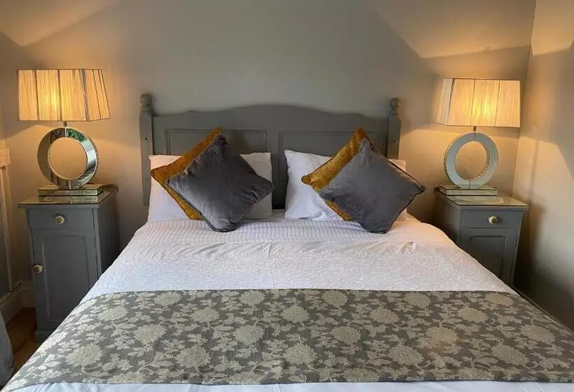 River Meadows B&b