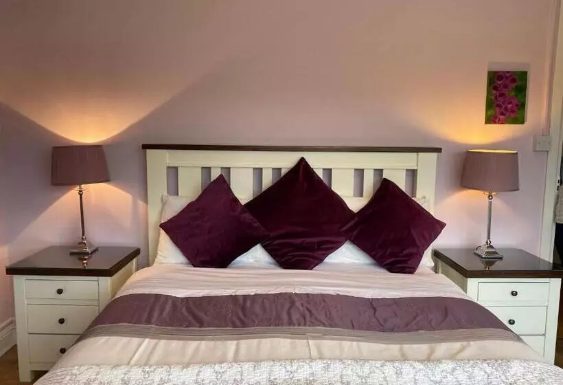 River Meadows B&b