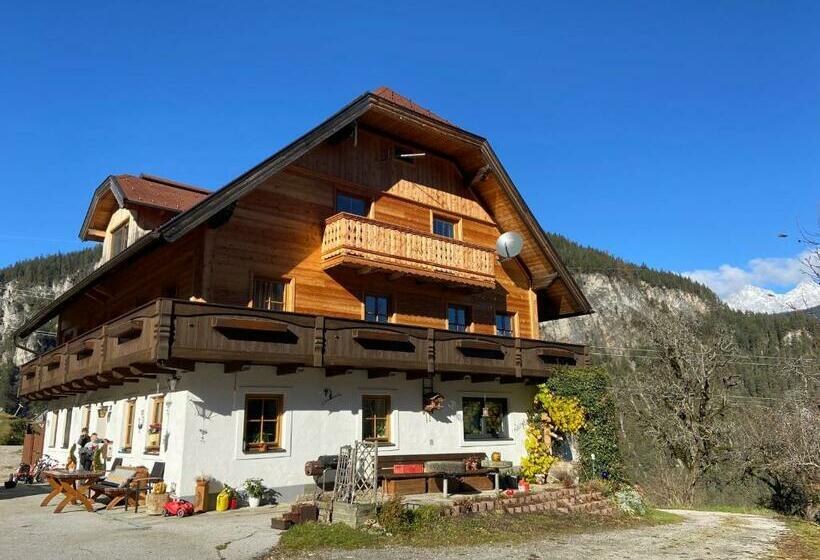 مبيت وإفطار Reiterhof Familie Laubichler