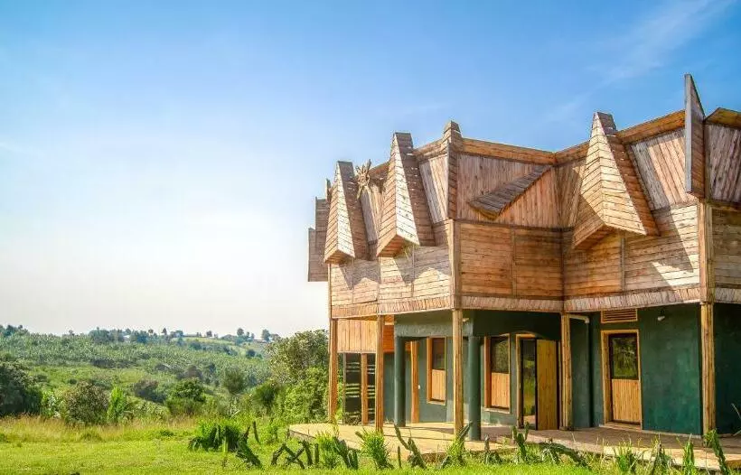هتل Akira Alira Lodge