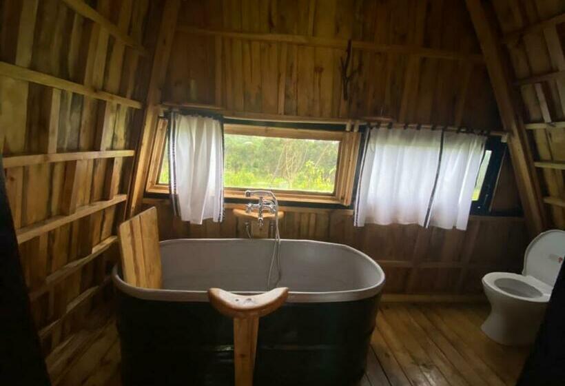 هتل Akira Alira Lodge