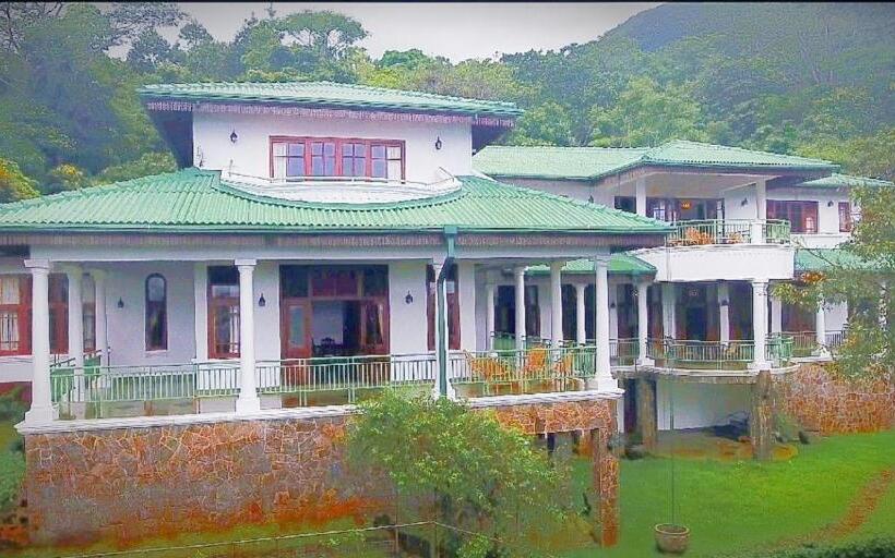 בית מלון כפרי The Legend Of Selagama