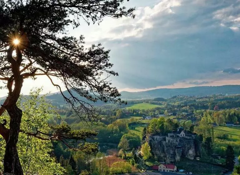 Majatalo Chata Pod Hradem