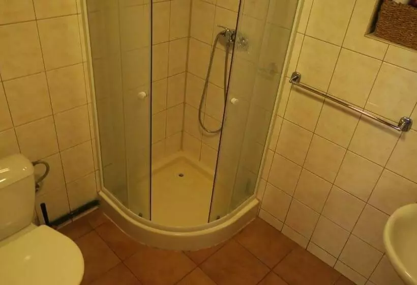 Majatalo Chata Pod Hradem