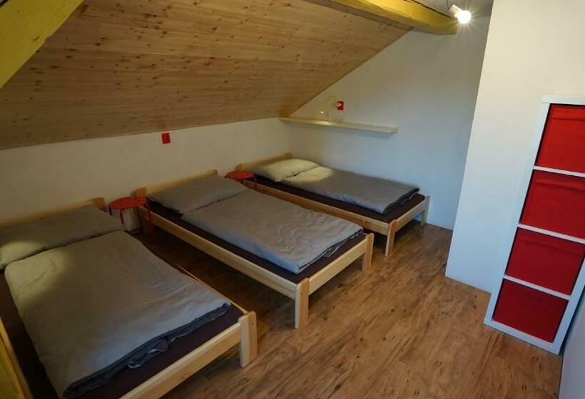 Pensjonat Chata Pod Hradem