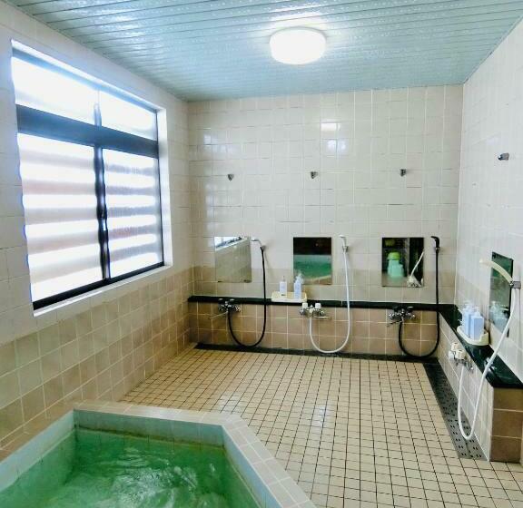 Bed and Breakfast Togari Inn Suites