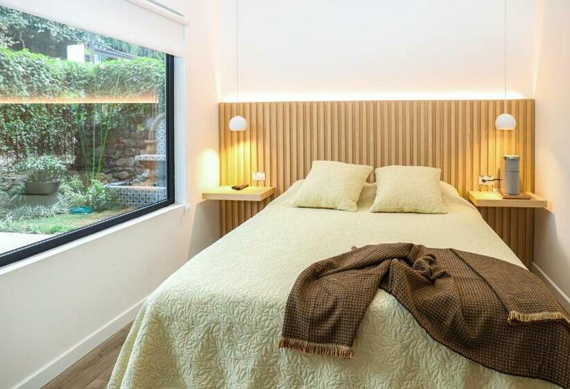 مبيت وإفطار Colina Inn