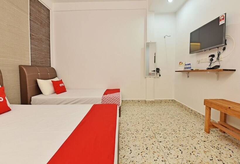 Hotel Oyo 90427 Mm Homestay