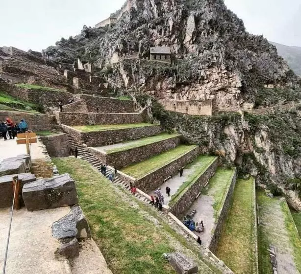 ホテル Hostal Qorisonqo Inn Ollantaytambo