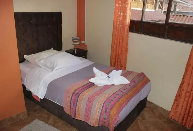 ホテル Hostal Qorisonqo Inn Ollantaytambo