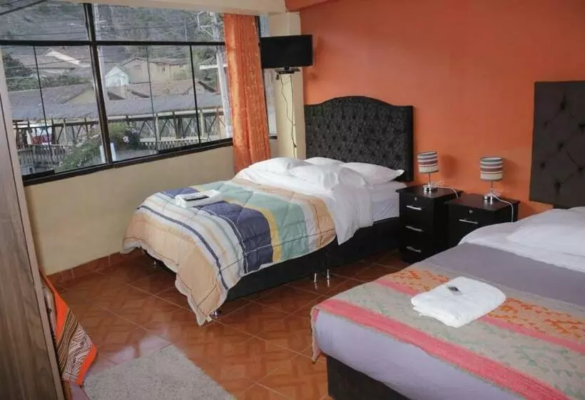 ホテル Hostal Qorisonqo Inn Ollantaytambo