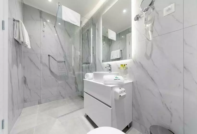 هتل Zeta By Sambic