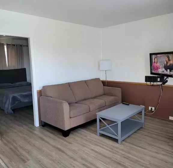 Midtown Motel On Alaska Ave
