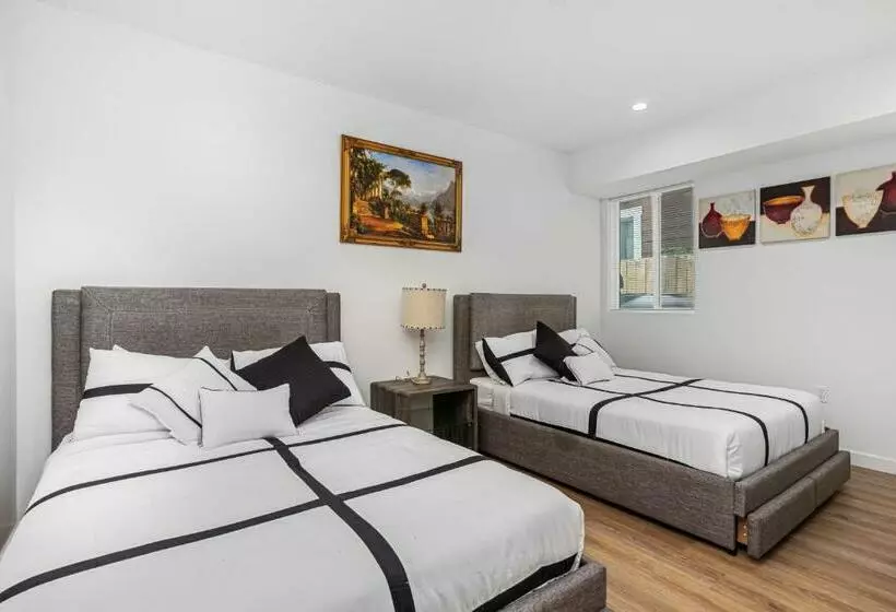 پانسیون Downtown La Stylish Suites