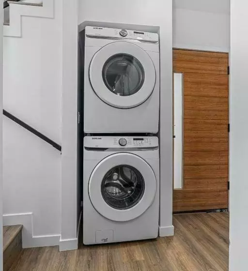 پانسیون Downtown La Stylish Suites