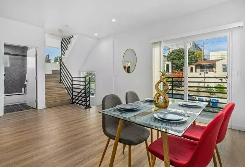 پانسیون Downtown La Stylish Suites