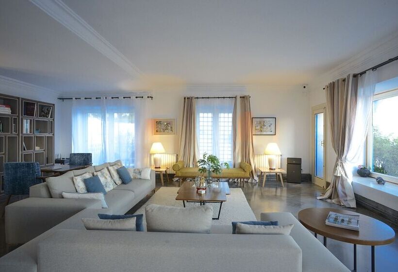 پانسیون La Demeure