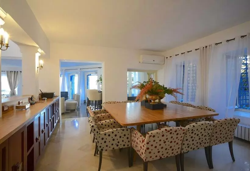 پانسیون La Demeure