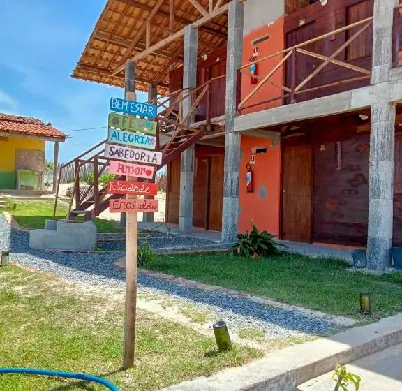 Retkeilymaja Pousada Chalé Dos Ventos Praia De Caetanos Em Amontada