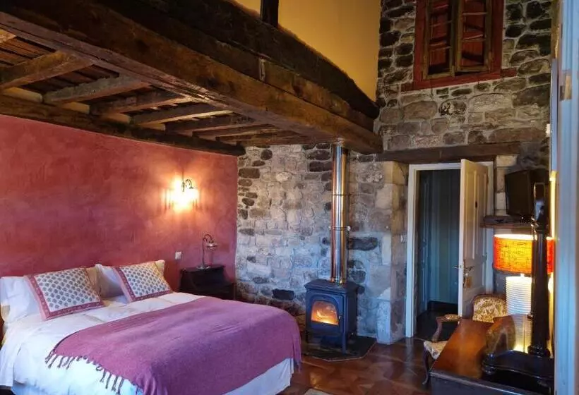 هتل La Casona De Barrio, Alto Campoo