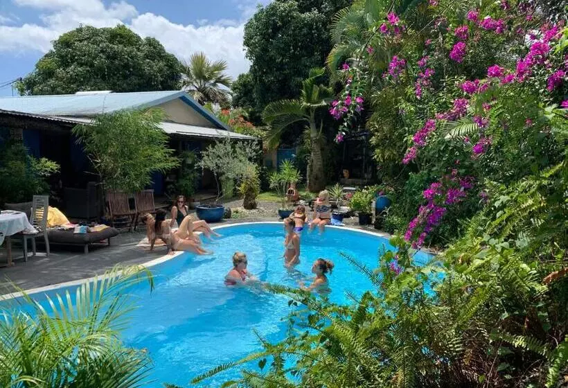 تختخواب و صبحانه Casa Babalahy