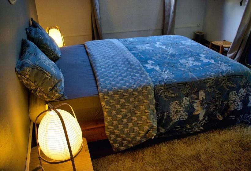 تختخواب و صبحانه Casa Babalahy