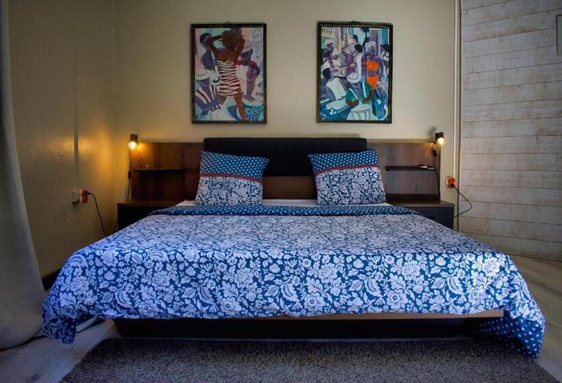 تختخواب و صبحانه Casa Babalahy