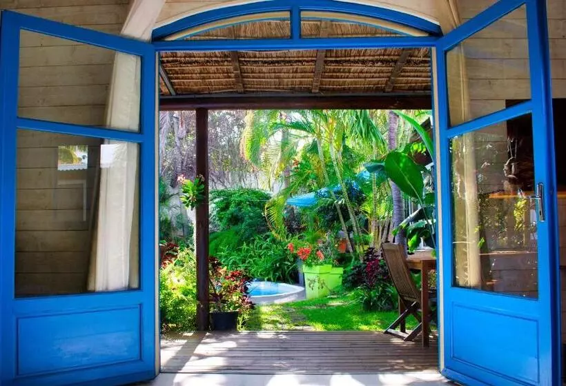 تختخواب و صبحانه Casa Babalahy